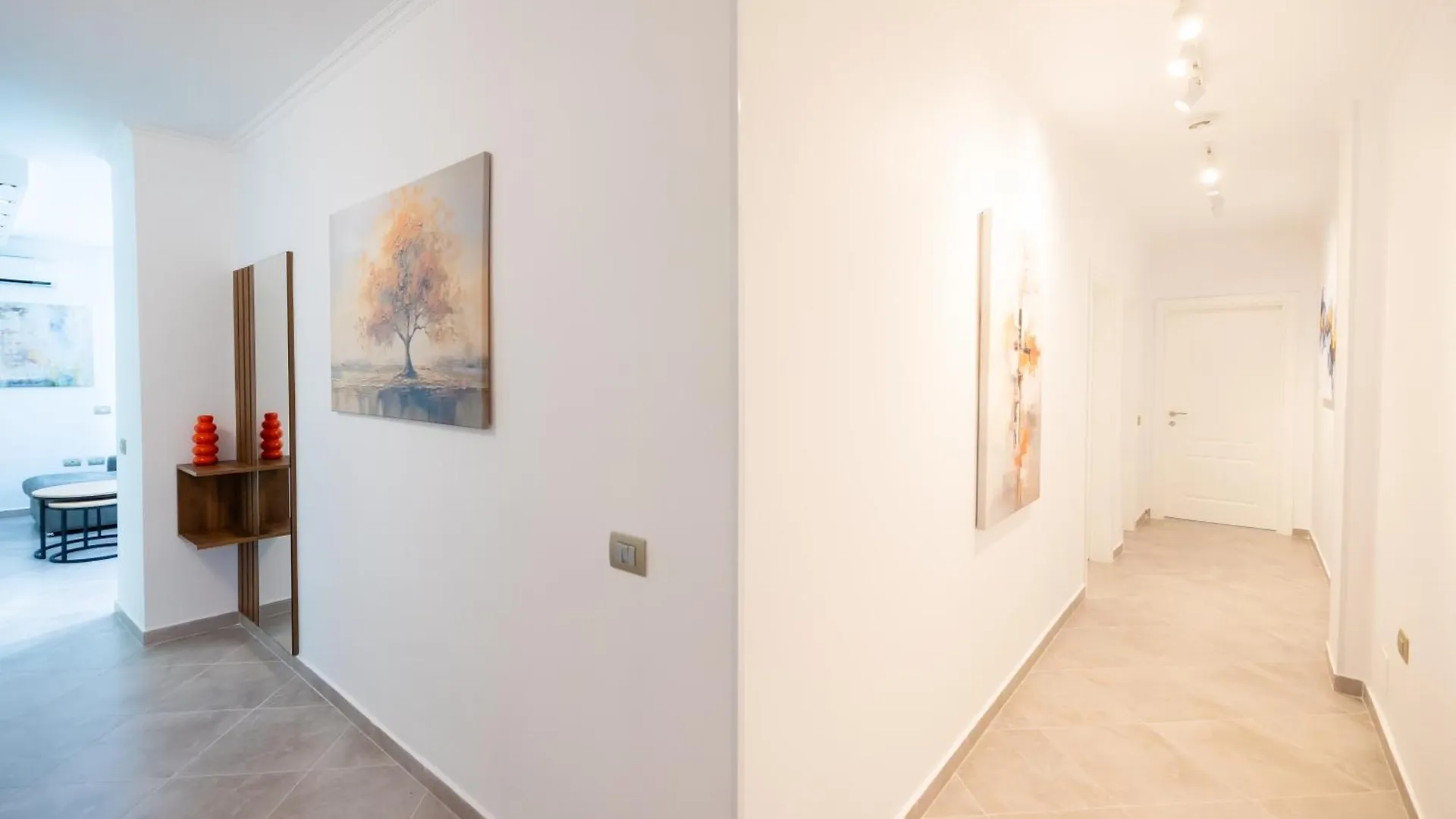 アパート Vlore Beach Home
